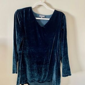 Habitat size small beautiful velvet top